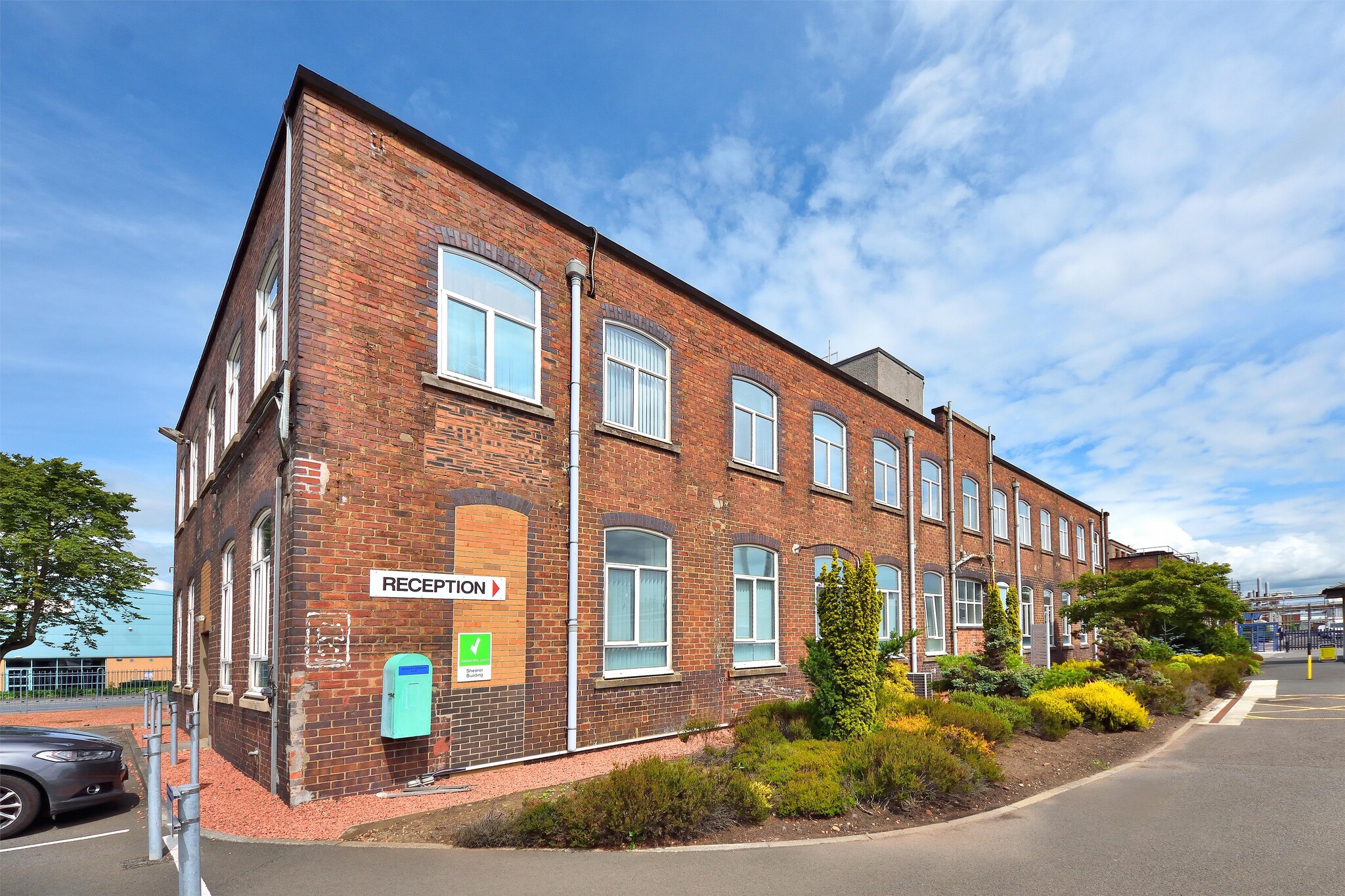 Earls Rd, Grangemouth for rent Building Photo- Image 1 of 5