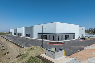 Oakwood & Dixieland Rd, Lowell, AR to rent Building Photo- Image 1 of 5