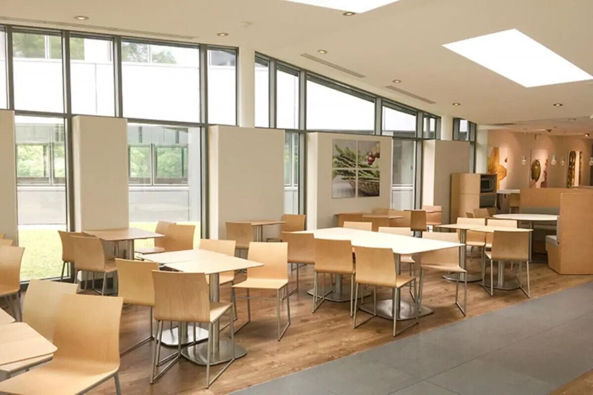 4 Avenue Pablo Picasso, Nanterre to rent Interior Photo- Image 1 of 11