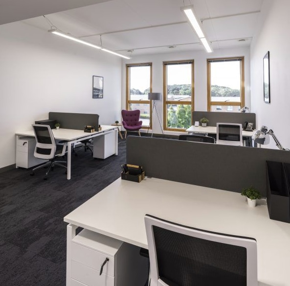 4100 Park Appr, Leeds to rent Interior Photo- Image 1 of 1