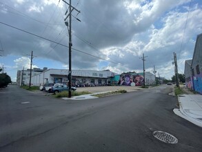 2940 Royal St, New Orleans, LA for rent Building Photo- Image 1 of 3