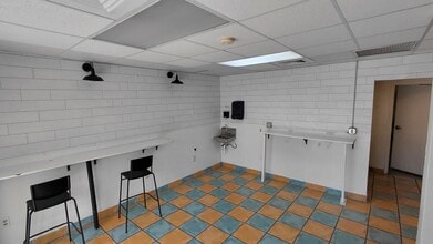 21113 Johnson St, Pembroke Pines, FL to rent Interior Photo- Image 2 of 6