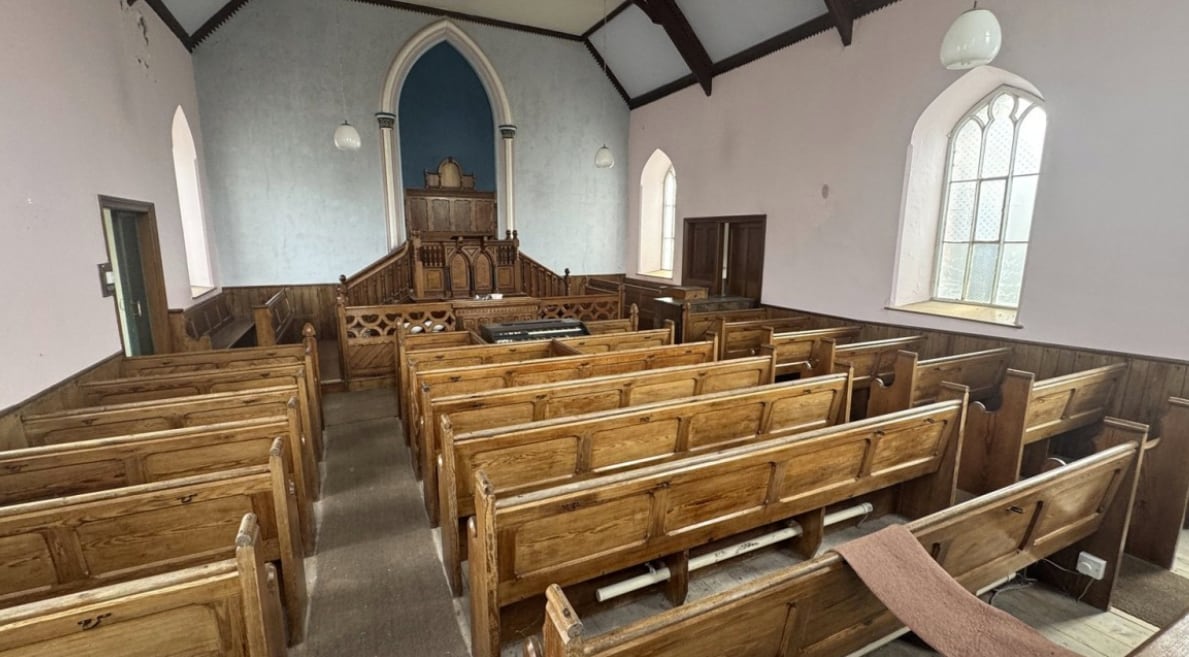 Pemegoes, Machynlleth for sale Interior Photo- Image 1 of 3