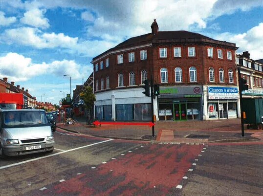 42-43 Wrythe Ln, Carshalton for sale Primary Photo- Image 1 of 1