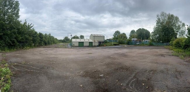 More details for Ash Rd, Manchester - Office to Rent