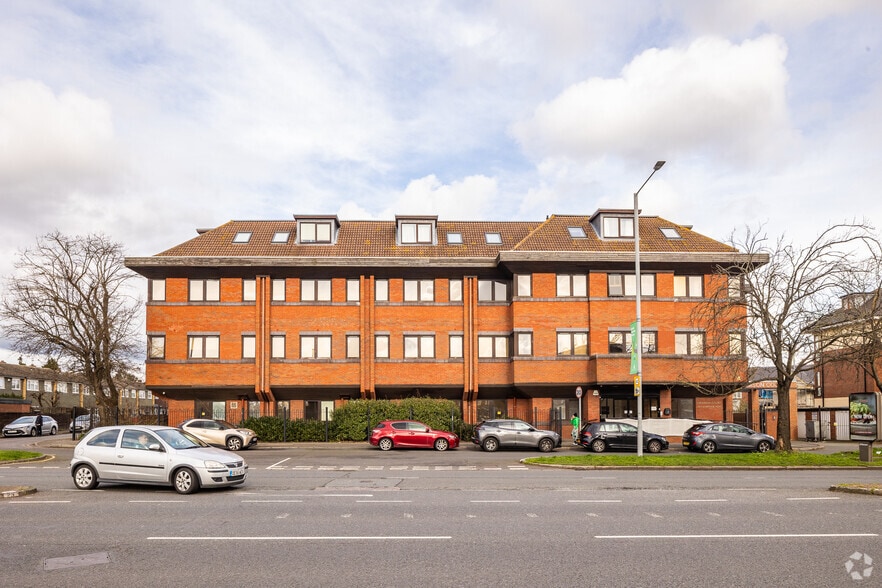 1390 Uxbridge Rd, Uxbridge to rent - Building Photo - Image 1 of 6