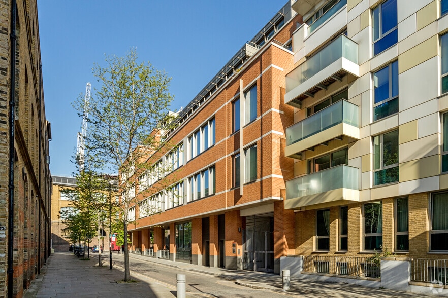 42-50 York Way, London to rent - Building Photo - Image 2 of 4