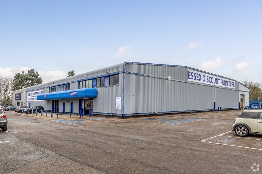 4 Howard Way, Harlow for sale - Primary Photo - Image 1 of 1