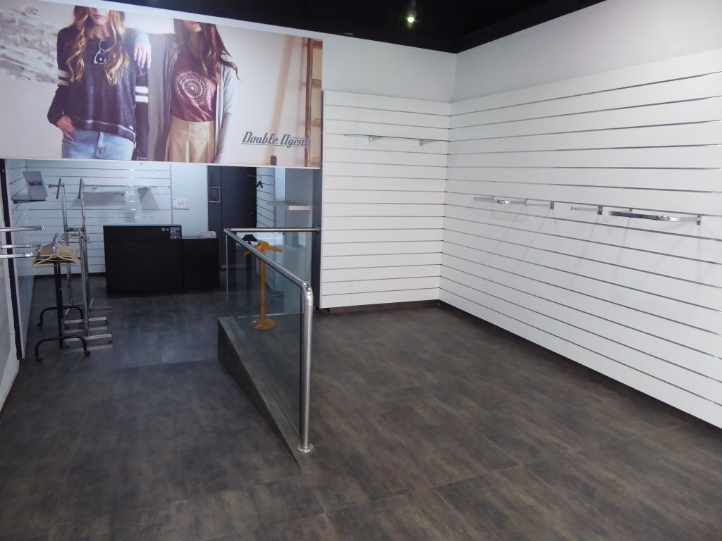 Retail in Igualada, Barcelona to rent Interior Photo- Image 1 of 5