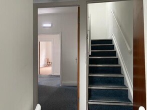 55-55A Wallgate, Wigan to rent Interior Photo- Image 2 of 5