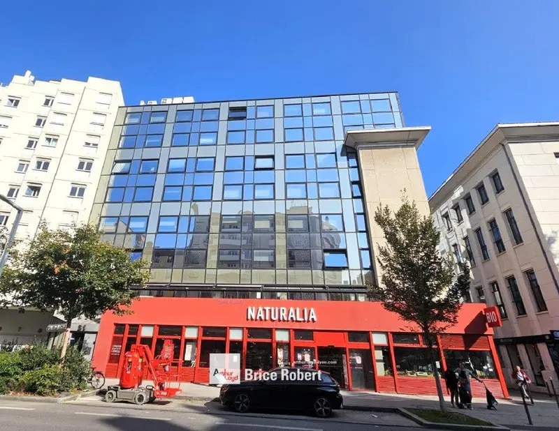 31 Cours Emile Zola, Villeurbanne to rent Building Photo- Image 1 of 15