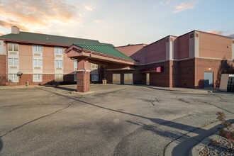 2969 Cahill Main, Madison, WI for rent Building Photo- Image 1 of 29