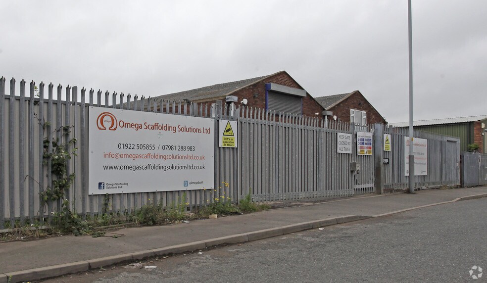 Dale St, Bilston for sale - Primary Photo - Image 1 of 1