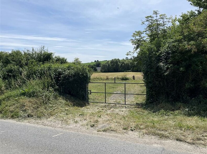 Dorchester Road, Maiden Newton to rent - Building Photo - Image 3 of 4