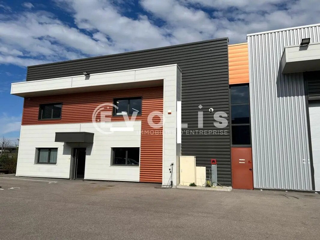 Light Industrial in Jonage to rent Building Photo- Image 1 of 12