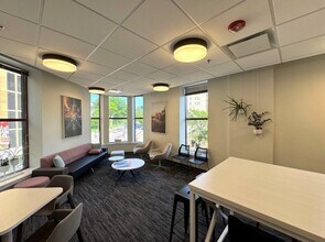 100 State St, Madison, WI to rent Interior Photo- Image 2 of 8