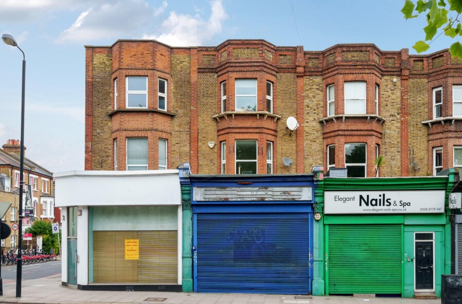 66 West Hl, London for sale Building Photo- Image 1 of 1