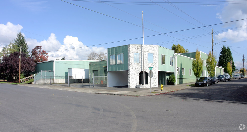 1110 W 17th St, Vancouver, WA for sale - Primary Photo - Image 1 of 3