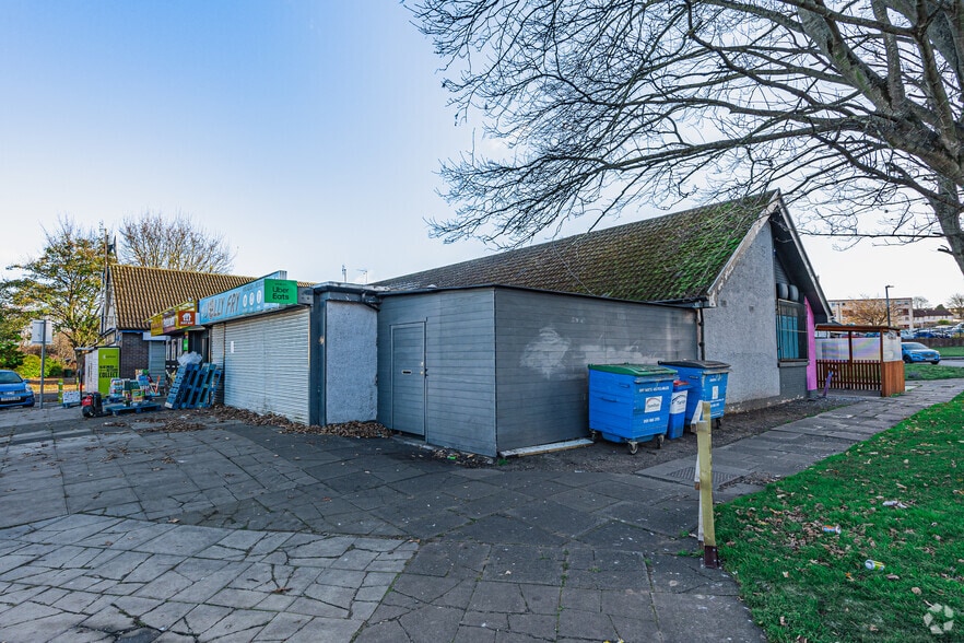 50-54 Moredunvale Rd, Edinburgh to rent - Building Photo - Image 2 of 21