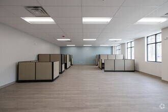 42 Corporate Circle, Albany, NY to rent Interior Photo- Image 2 of 15