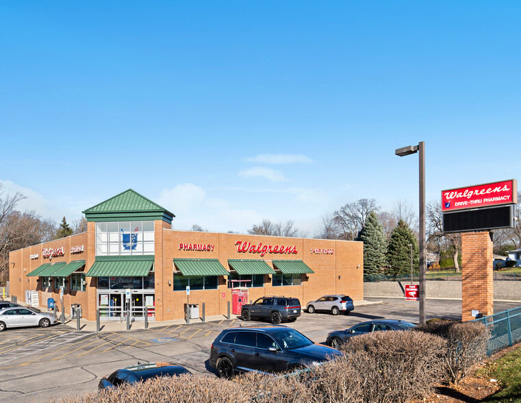 1010 Maple Ave, Lisle, IL for sale - Building Photo - Image 2 of 5