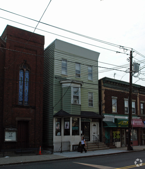 100 Wilson Ave, Newark, NJ for sale - Primary Photo - Image 1 of 1