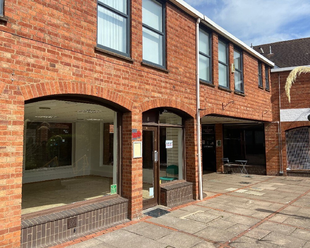 8-9 White Lion Walk, Banbury for sale Building Photo- Image 1 of 1