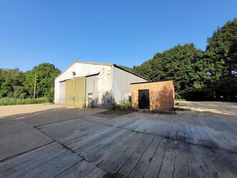 Drove Rd, Gamlingay to rent - Building Photo - Image 2 of 2