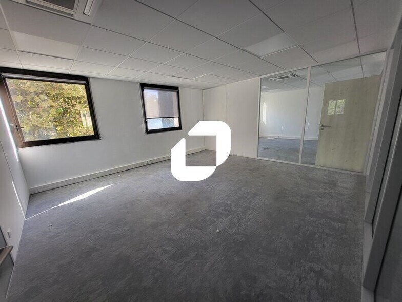Office in Saint-Gratien to rent - Interior Photo - Image 3 of 20