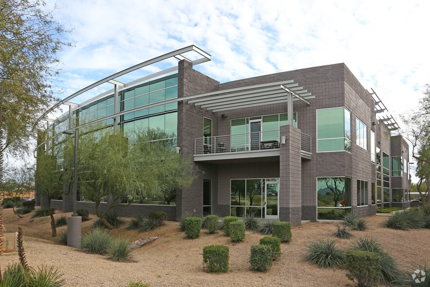 1095 W Rio Salado Pky, Tempe, AZ for rent - Primary Photo - Image 1 of 41