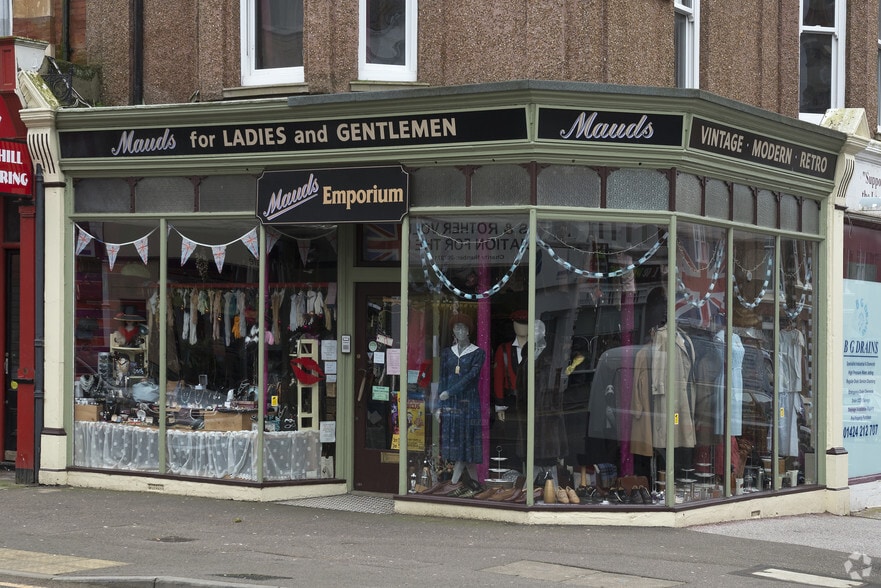 22 St Leonards Rd, Bexhill On Sea to rent - Building Photo - Image 2 of 6