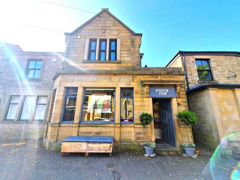 13-15 Stockport Rd, Stockport to rent - Primary Photo - Image 1 of 1