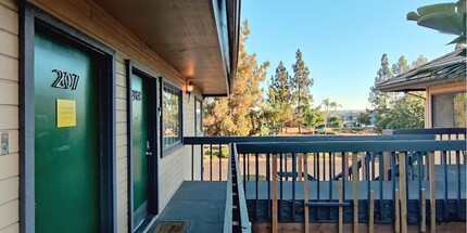 1305 W Arrow Hwy, San Dimas, CA for rent Interior Photo- Image 1 of 5