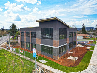 More details for 735 E Clarendon St, Gladstone, OR - Office for Sale