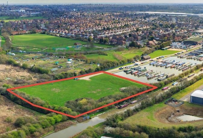 Coventry Rd, Hinckley for sale Primary Photo- Image 1 of 1