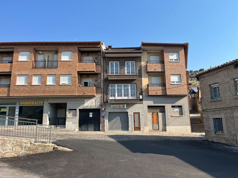 Build-to-Rent in El Hoyo de Pinares, Ávila for sale - Building Photo - Image 3 of 3