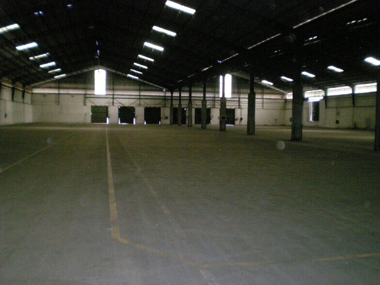 Calle la Red Veintisiete, 21, Alcalá de Guadaíra, Sevilla to rent - Building Photo - Image 3 of 10