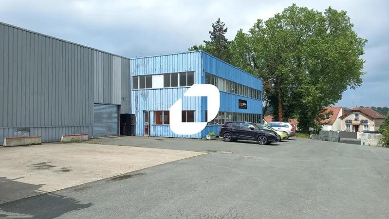 Industrial in SAINT-OUEN-L'AUMONE to rent Building Photo- Image 1 of 13