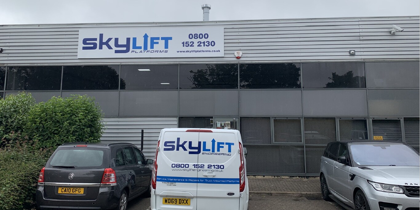 Old Wolverton Rd, Milton Keynes for sale Primary Photo- Image 1 of 1