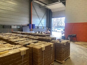 Light Industrial in Saint-Priest to rent Interior Photo- Image 2 of 6