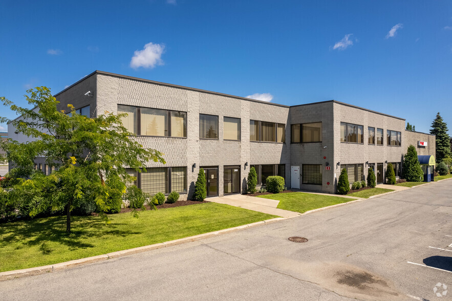 330-364 Rue Joseph-Carrier, Vaudreuil-dorion, QC for rent - Building Photo - Image 1 of 9