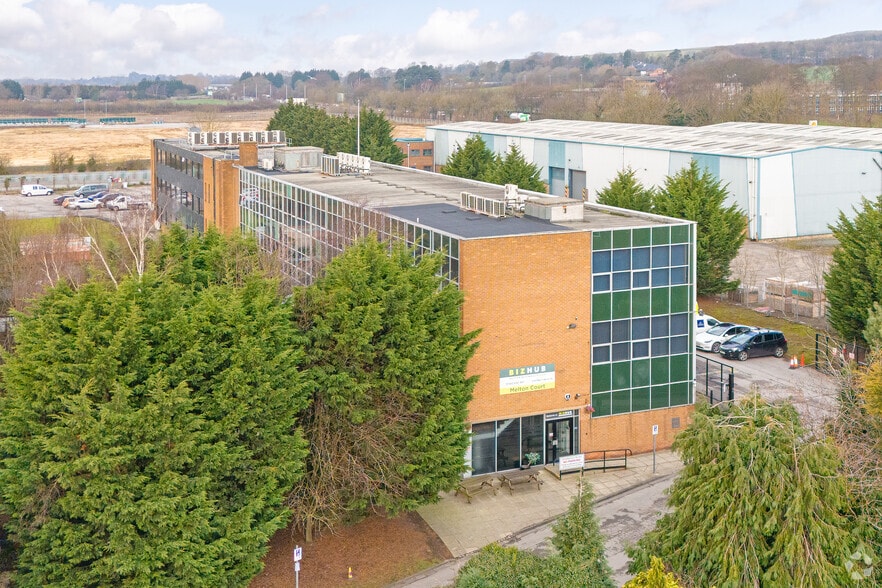 Gibson Ln, North Ferriby to rent - Building Photo - Image 1 of 4