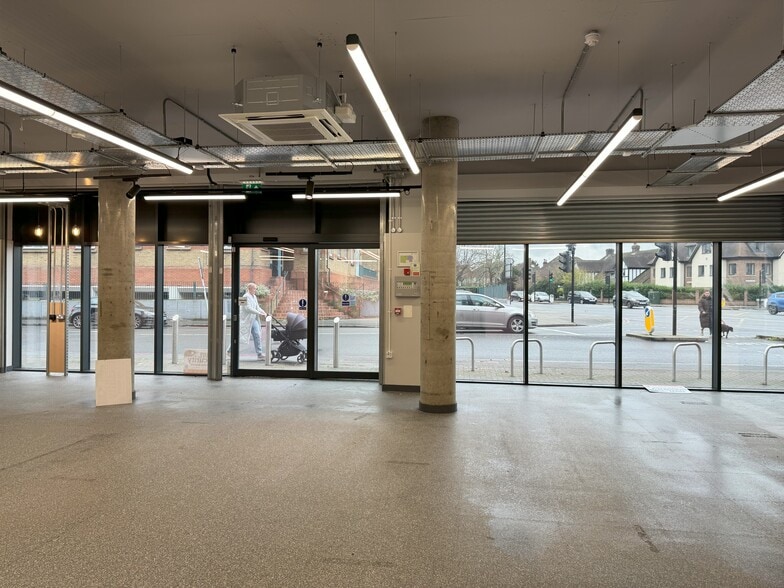 Homesdale Rd, Bromley to rent - Building Photo - Image 3 of 5