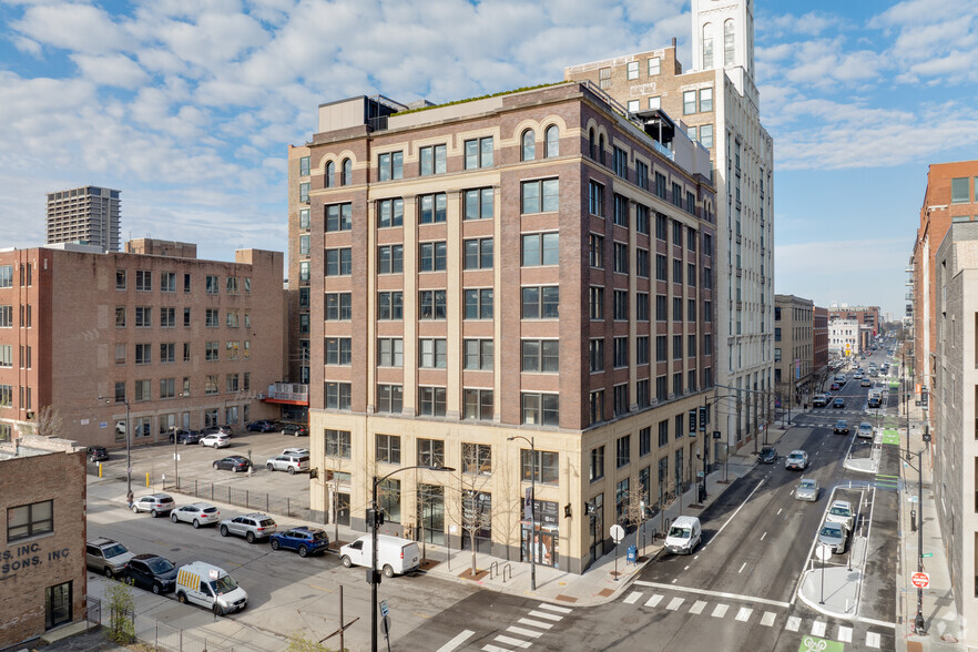 833 W Jackson Blvd, Chicago, IL for rent - Building Photo - Image 2 of 11