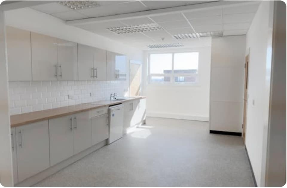 43-51 Shakespeare St, Southport to rent Interior Photo- Image 1 of 13