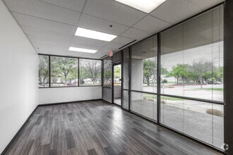 8400 Esters Blvd, Irving, TX to rent Interior Photo- Image 1 of 6