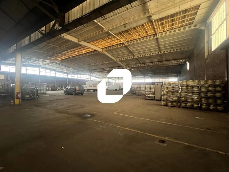 185 Rue Léo Lagrange, Douai to rent - Building Photo - Image 2 of 20