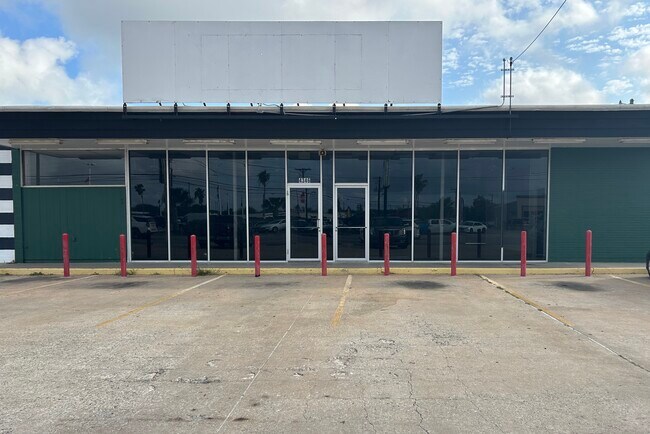 More details for 4346 S Staples St, Corpus Christi, TX - Retail to Rent