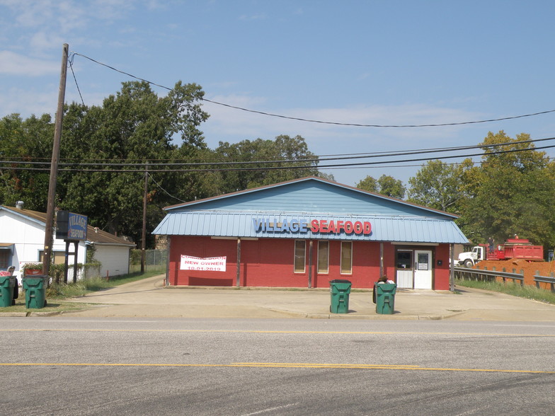 2503 W Oak St, Palestine, TX for rent - Building Photo - Image 3 of 32