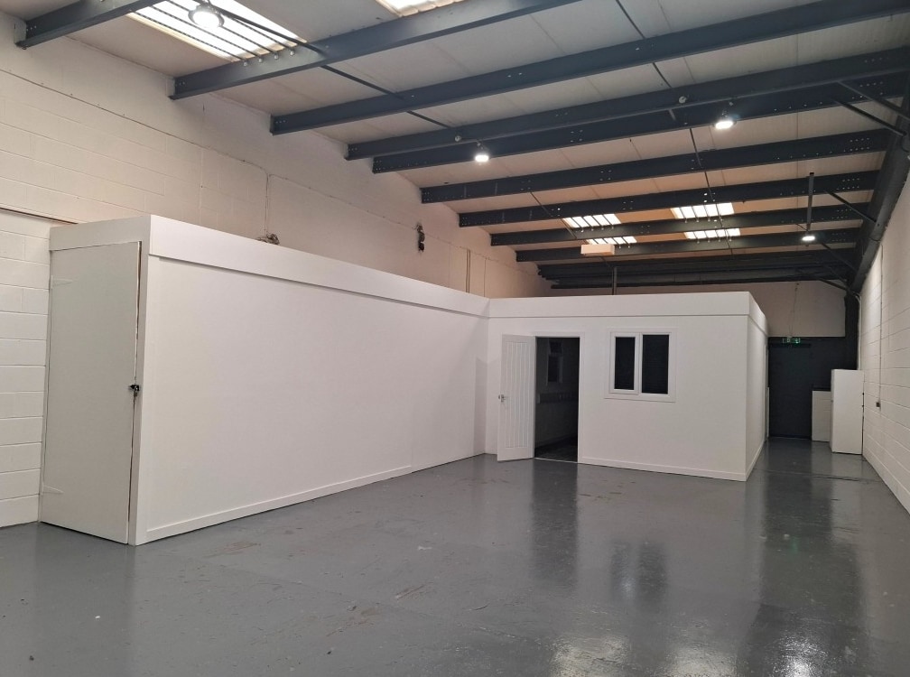 Woodbine St, Rochdale to rent Interior Photo- Image 1 of 2
